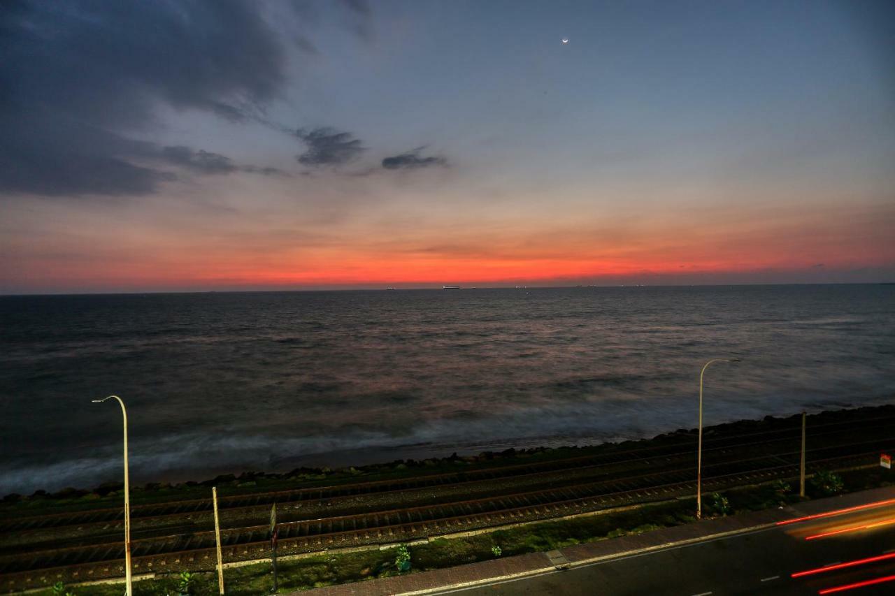 Lazaani Hotel Colombo Kültér fotó