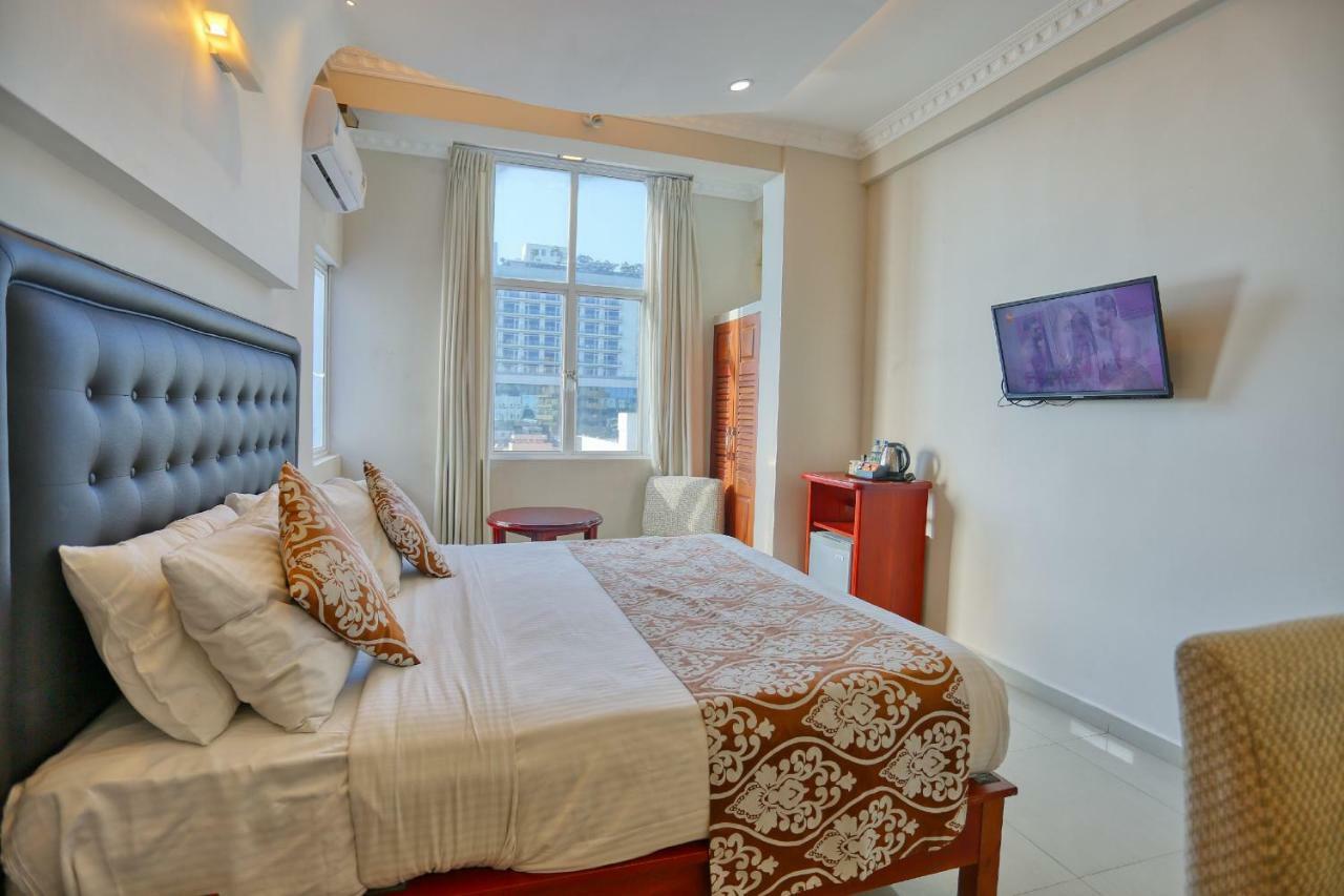 Lazaani Hotel Colombo Kültér fotó