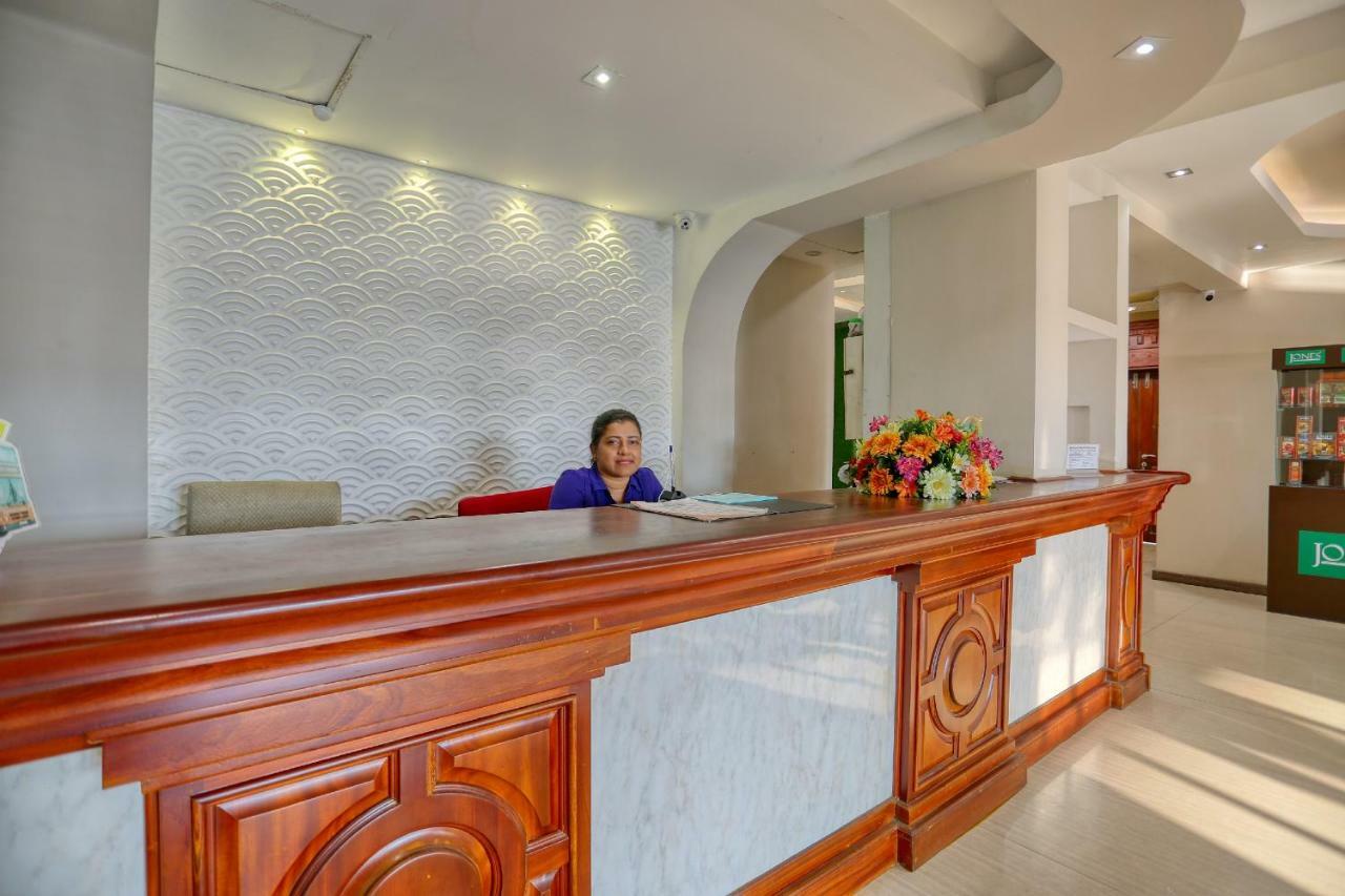 Lazaani Hotel Colombo Kültér fotó